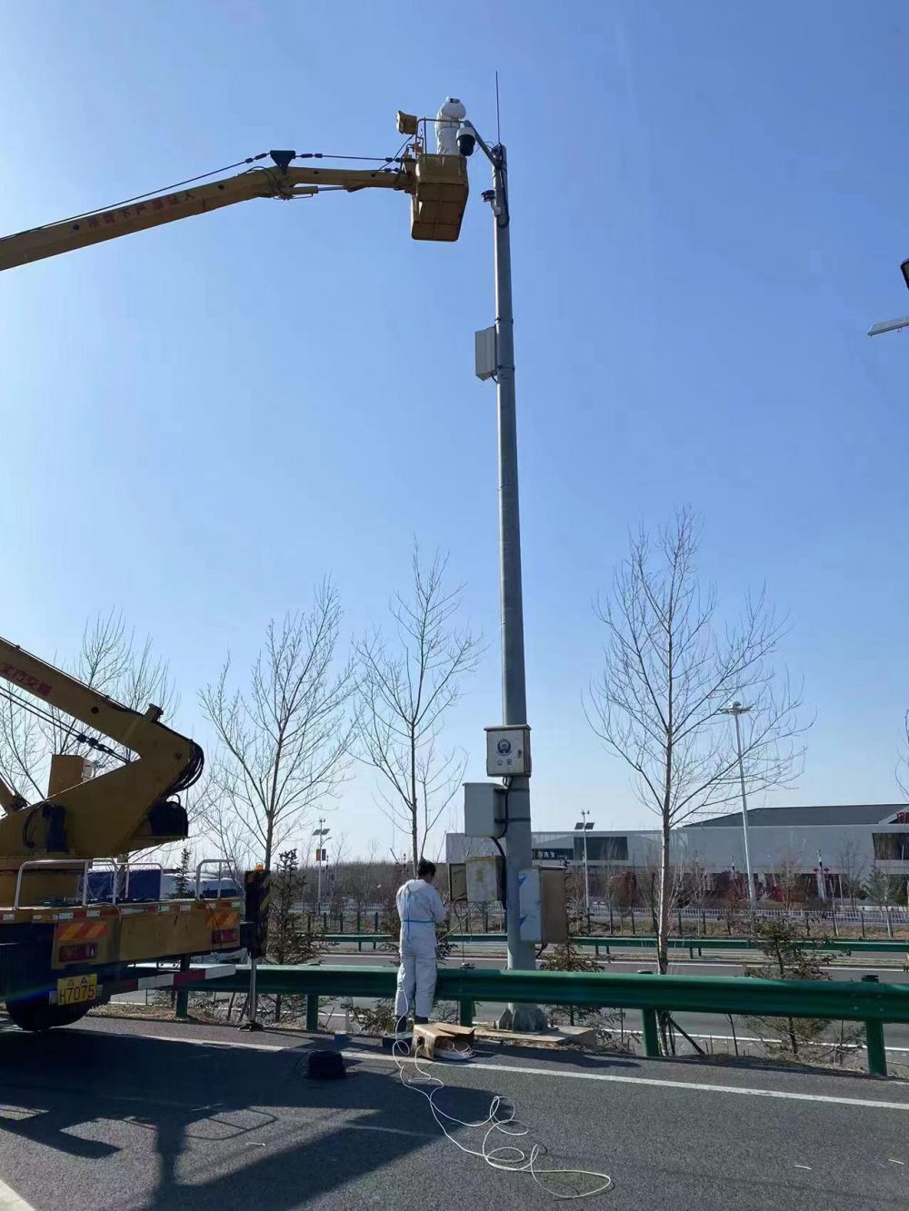 長春市疫情防控期間科維交通工程技術部對四平、公主嶺兩個服務區實施安裝高清云臺 攝像機及高清視頻管理云平臺接入工作